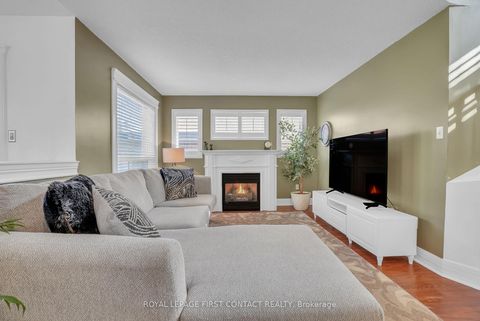 Photo 4 at 1328 Vincent Crescent, Alcona, Innisfil