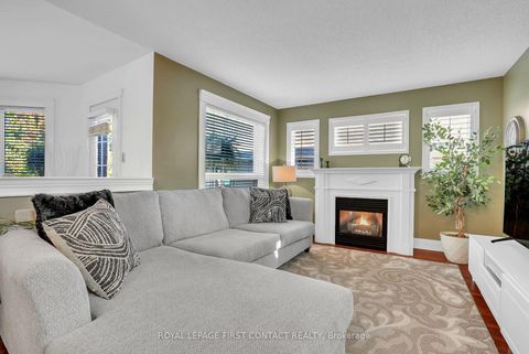 Photo 6 at 1328 Vincent Crescent, Alcona, Innisfil