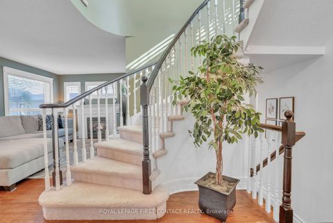 Photo 17 at 1328 Vincent Crescent, Alcona, Innisfil