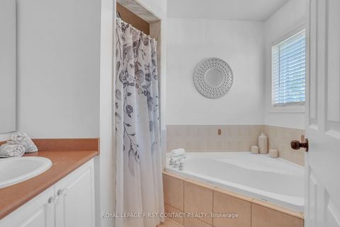 Photo 24 at 1328 Vincent Crescent, Alcona, Innisfil