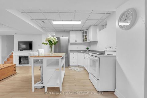 Photo 26 at 1328 Vincent Crescent, Alcona, Innisfil