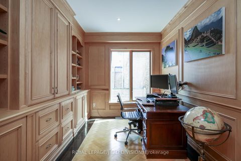 Photo 6 at 82 Munro Boulevard, Windfields, Toronto