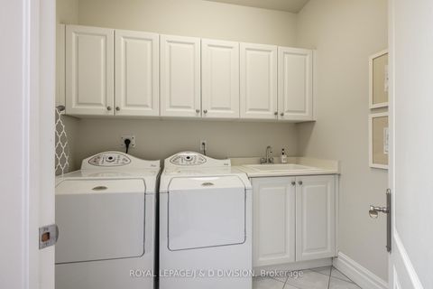 Photo 28 at 82 Munro Boulevard, Windfields, Toronto