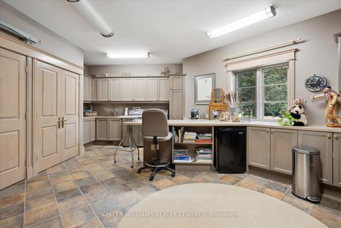 Photo 22 at 6 Country Heights Drive, Rural Richmond Hill, Richmond Hill