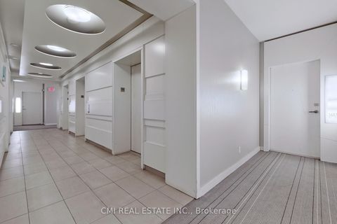 Photo 6 at 3610 - 14 York Street, Waterfront Communities C1, Toronto