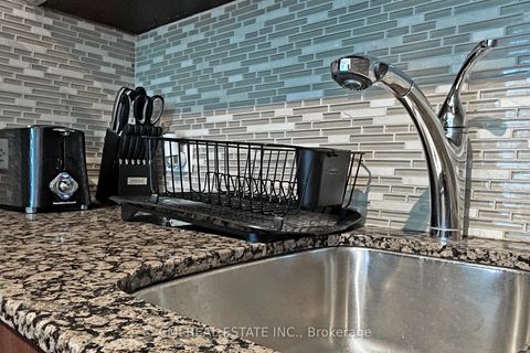 Photo 31 at 3610 - 14 York Street, Waterfront Communities C1, Toronto