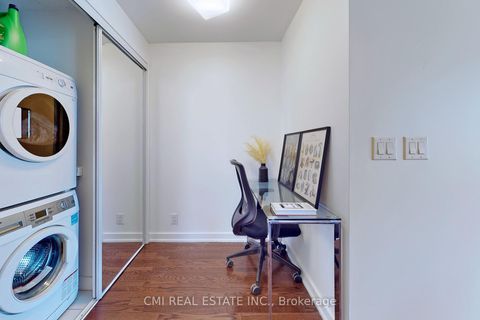 Photo 36 at 3610 - 14 York Street, Waterfront Communities C1, Toronto