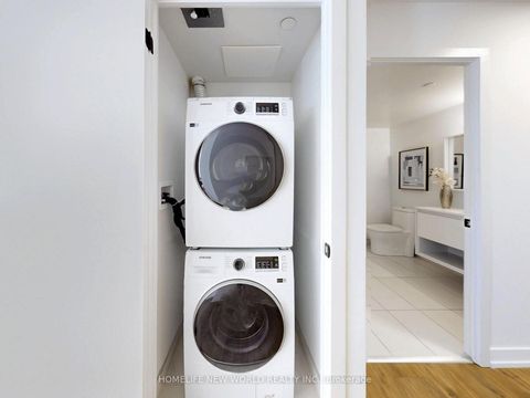 Photo 17 at LPH03 - 2 Augusta Avenue, Waterfront Communities C1, Toronto