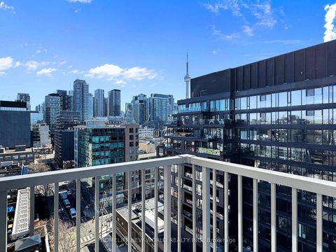 Photo 20 at LPH03 - 2 Augusta Avenue, Waterfront Communities C1, Toronto