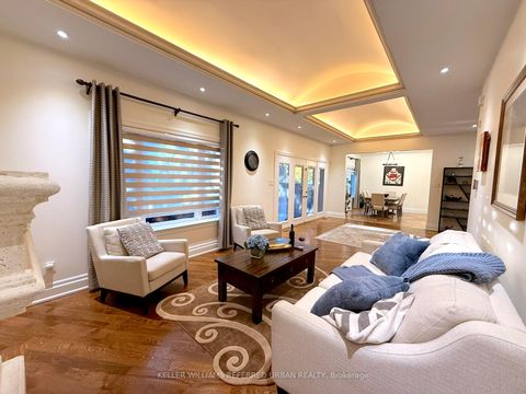 Photo 8 at 72 Laurel Avenue, City Centre West, Toronto