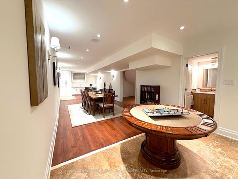 Photo 32 at 72 Laurel Avenue, City Centre West, Toronto