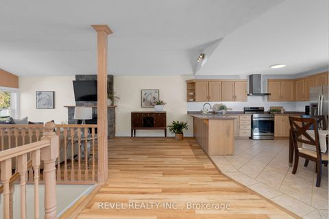 Photo 4 at 77 Marsellus Drive, Holly, Barrie