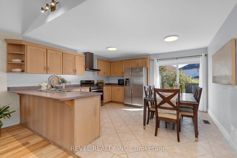 Photo 9 at 77 Marsellus Drive, Holly, Barrie