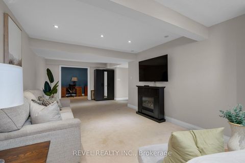 Photo 22 at 77 Marsellus Drive, Holly, Barrie