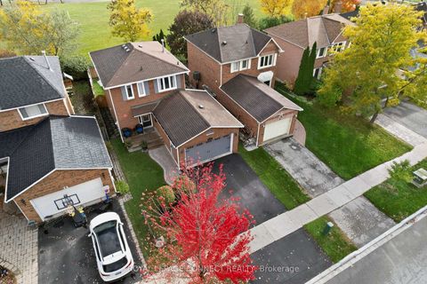 Photo 1 at 22 Crawford Rose Drive, Aurora Heights, Aurora