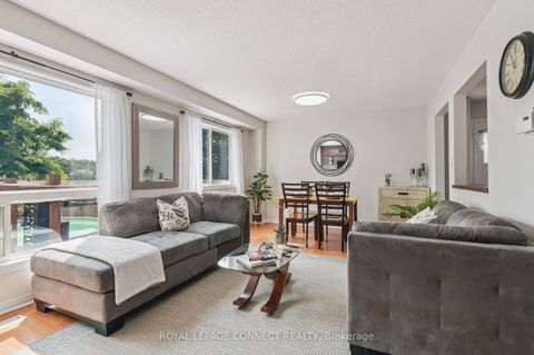 Photo 14 at 22 Crawford Rose Drive, Aurora Heights, Aurora