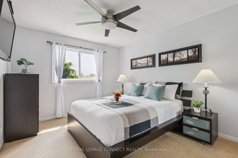 Photo 23 at 22 Crawford Rose Drive, Aurora Heights, Aurora