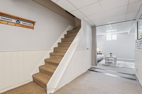 Photo 28 at 22 Crawford Rose Drive, Aurora Heights, Aurora