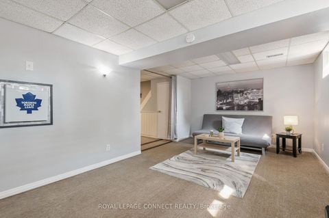 Photo 32 at 22 Crawford Rose Drive, Aurora Heights, Aurora