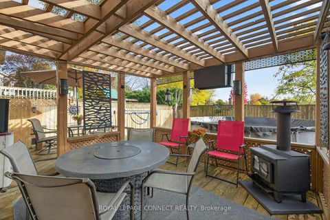 Photo 41 at 22 Crawford Rose Drive, Aurora Heights, Aurora