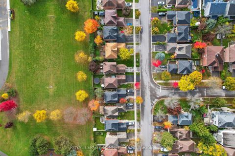 Photo 49 at 22 Crawford Rose Drive, Aurora Heights, Aurora