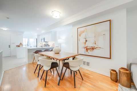 Photo 9 at 15 - 151 Merton Street, Mount Pleasant West, Toronto