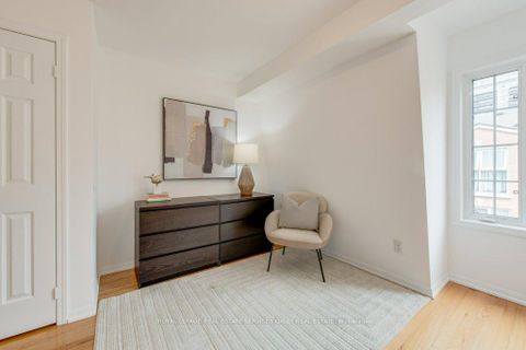 Photo 30 at 15 - 151 Merton Street, Mount Pleasant West, Toronto