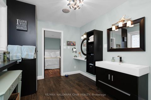 Photo 17 at 15 Bothwell Crescent, Wellington, Barrie