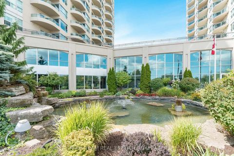 Photo 24 at 902 - 2 Toronto Street, City Centre, Barrie