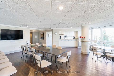 Photo 31 at 902 - 2 Toronto Street, City Centre, Barrie