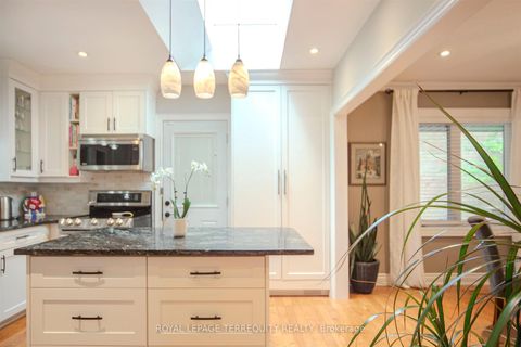 Photo 17 at 92 Saskatoon Drive, The Westway, Toronto