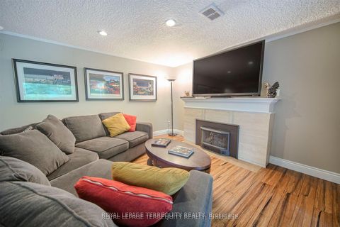 Photo 30 at 92 Saskatoon Drive, The Westway, Toronto