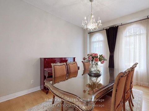 Photo 15 at 2 Lord Nelson Court, Rouge Woods, Richmond Hill