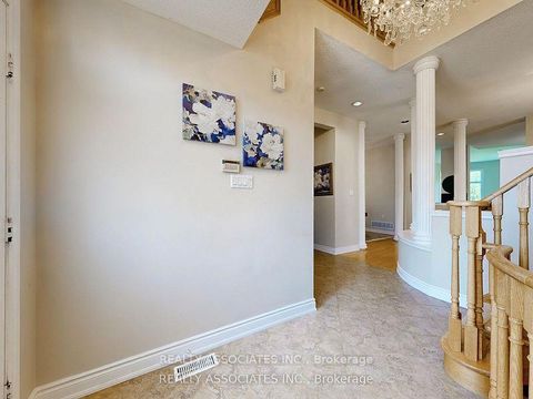 Photo 30 at 2 Lord Nelson Court, Rouge Woods, Richmond Hill