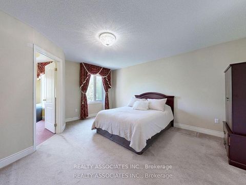 Photo 40 at 2 Lord Nelson Court, Rouge Woods, Richmond Hill