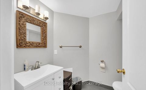 Photo 5 at 34 Royalpark Way, Elder Mills, Vaughan