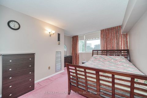 Photo 11 at 302 - 3131 Bridletowne Circle, L'Amoreaux, Toronto