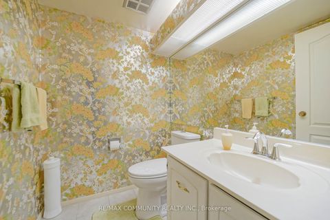 Photo 18 at 302 - 3131 Bridletowne Circle, L'Amoreaux, Toronto