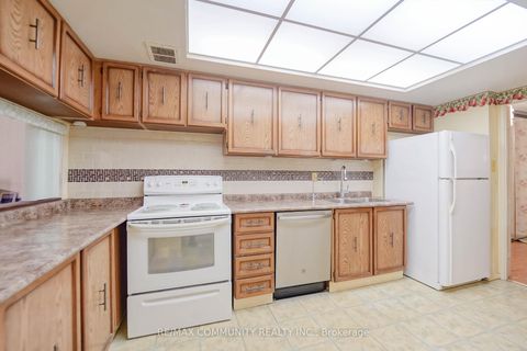 Photo 25 at 302 - 3131 Bridletowne Circle, L'Amoreaux, Toronto