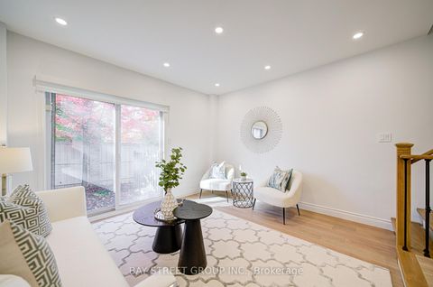 Photo 17 at 3 - 33 Birchbank Lane, Don Mills, Toronto