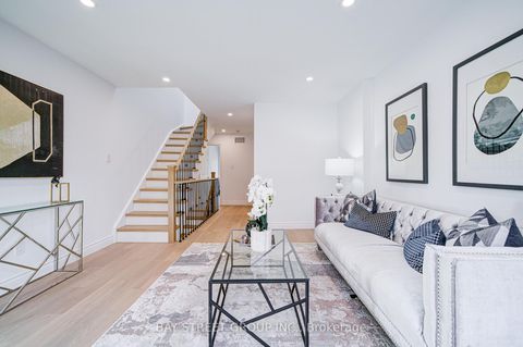 Photo 26 at 3 - 33 Birchbank Lane, Don Mills, Toronto