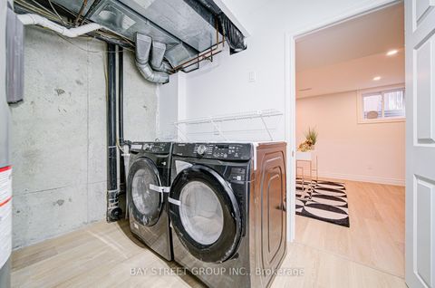 Photo 44 at 3 - 33 Birchbank Lane, Don Mills, Toronto