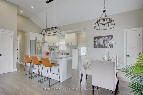 Photo 3 at 50 Maydolph Road, City Centre West, Toronto