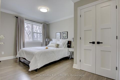 Photo 6 at 50 Maydolph Road, City Centre West, Toronto