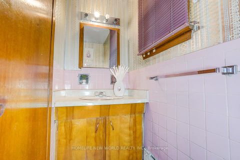 Photo 18 at 1263 Davenport Road, Junction, Toronto