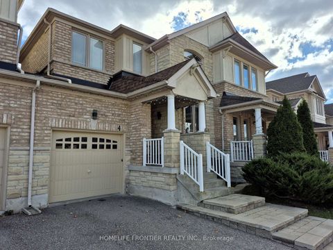 Photo 1 at 4 Riel Drive, Oak Ridges, Richmond Hill