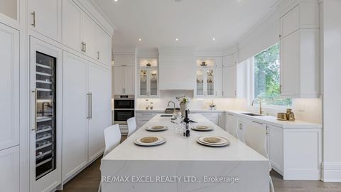 Photo 14 at 22 Sanderson Crescent, North Richvale, Richmond Hill