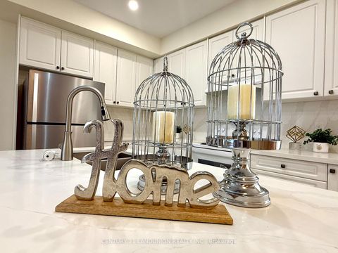 Photo 4 at 26 Mcalister Avenue, Rural Richmond Hill, Richmond Hill