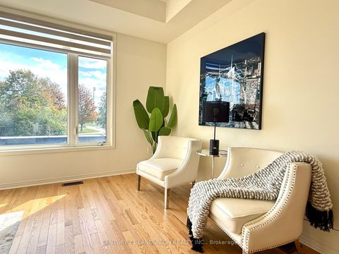 Photo 5 at 26 Mcalister Avenue, Rural Richmond Hill, Richmond Hill