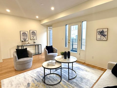 Photo 7 at 26 Mcalister Avenue, Rural Richmond Hill, Richmond Hill